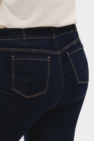 Straight Jeans - Allison