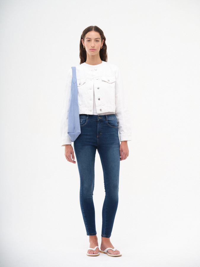 Fit Gallery Image