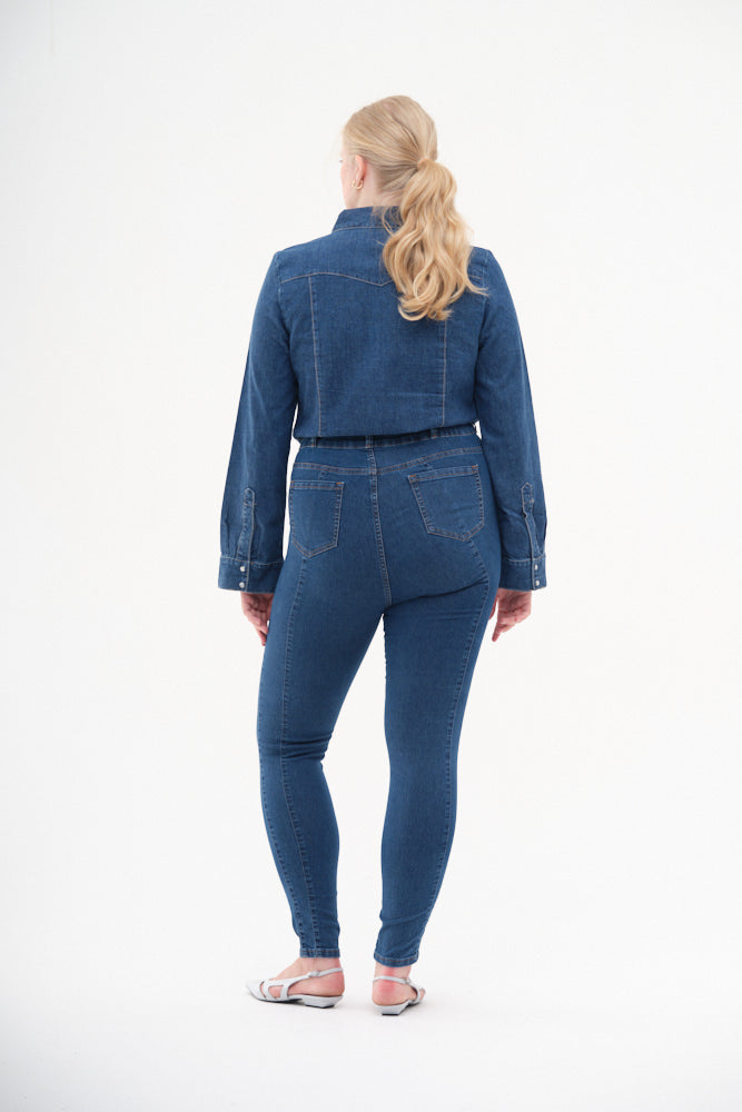 Fit Gallery Image