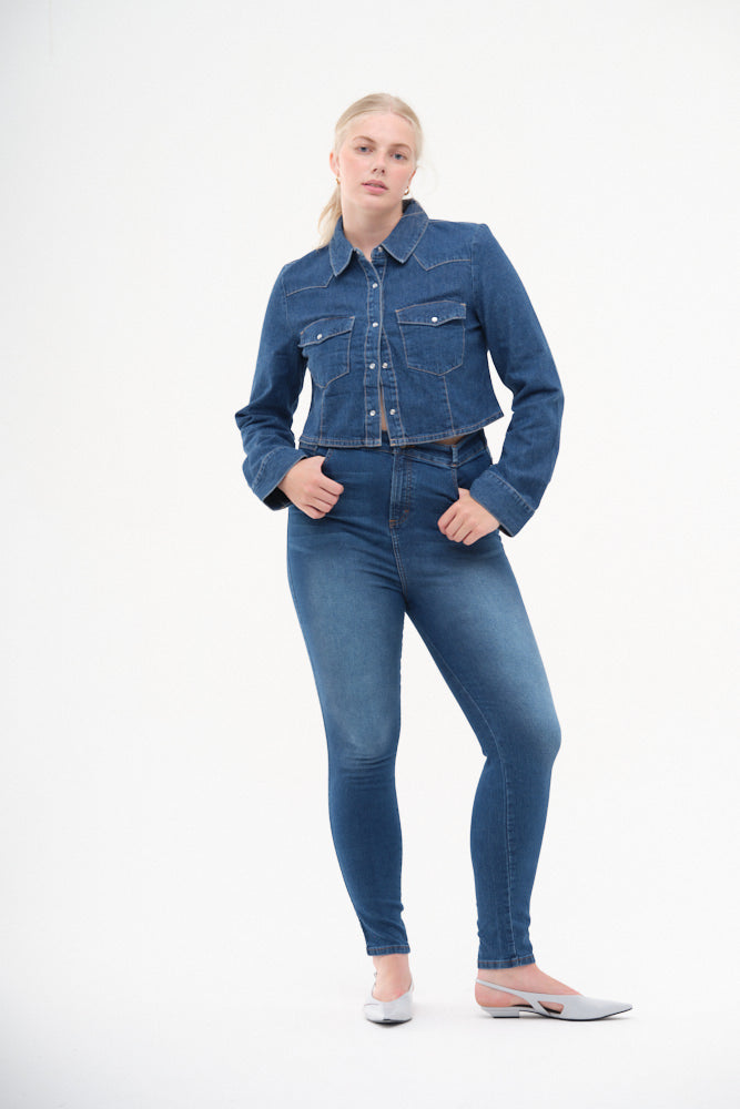 Fit Gallery Image