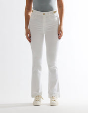 Jeans Bootcut Cintura Alta Blanco con Cadena