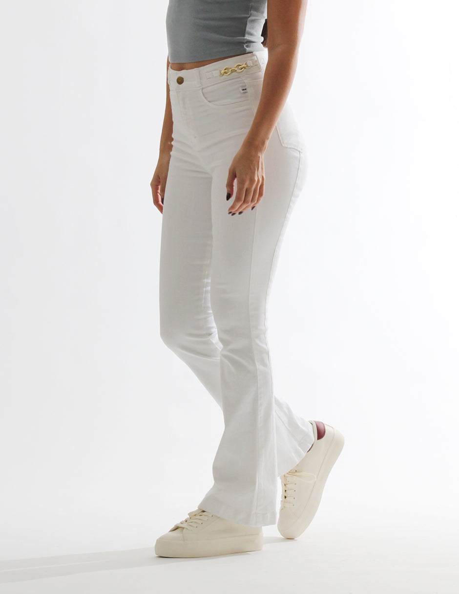 Jeans Bootcut Cintura Alta Blanco con Cadena