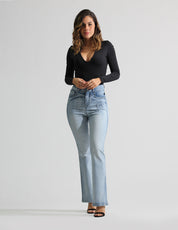 Jeans Cintura Alta Flare en Azul Claro