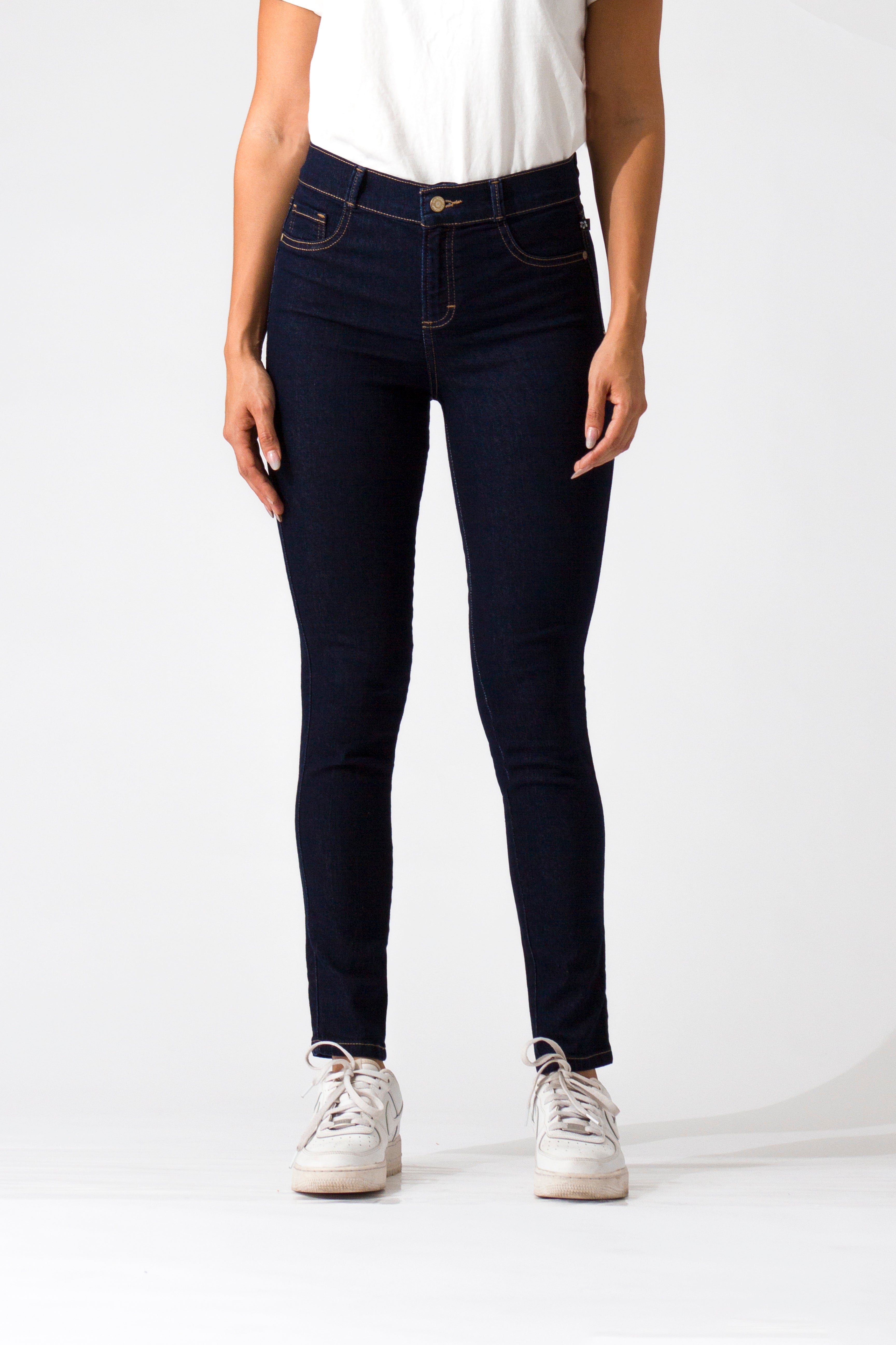 Essentials, Cintura Media Skinny Jeans Azul Oscuro