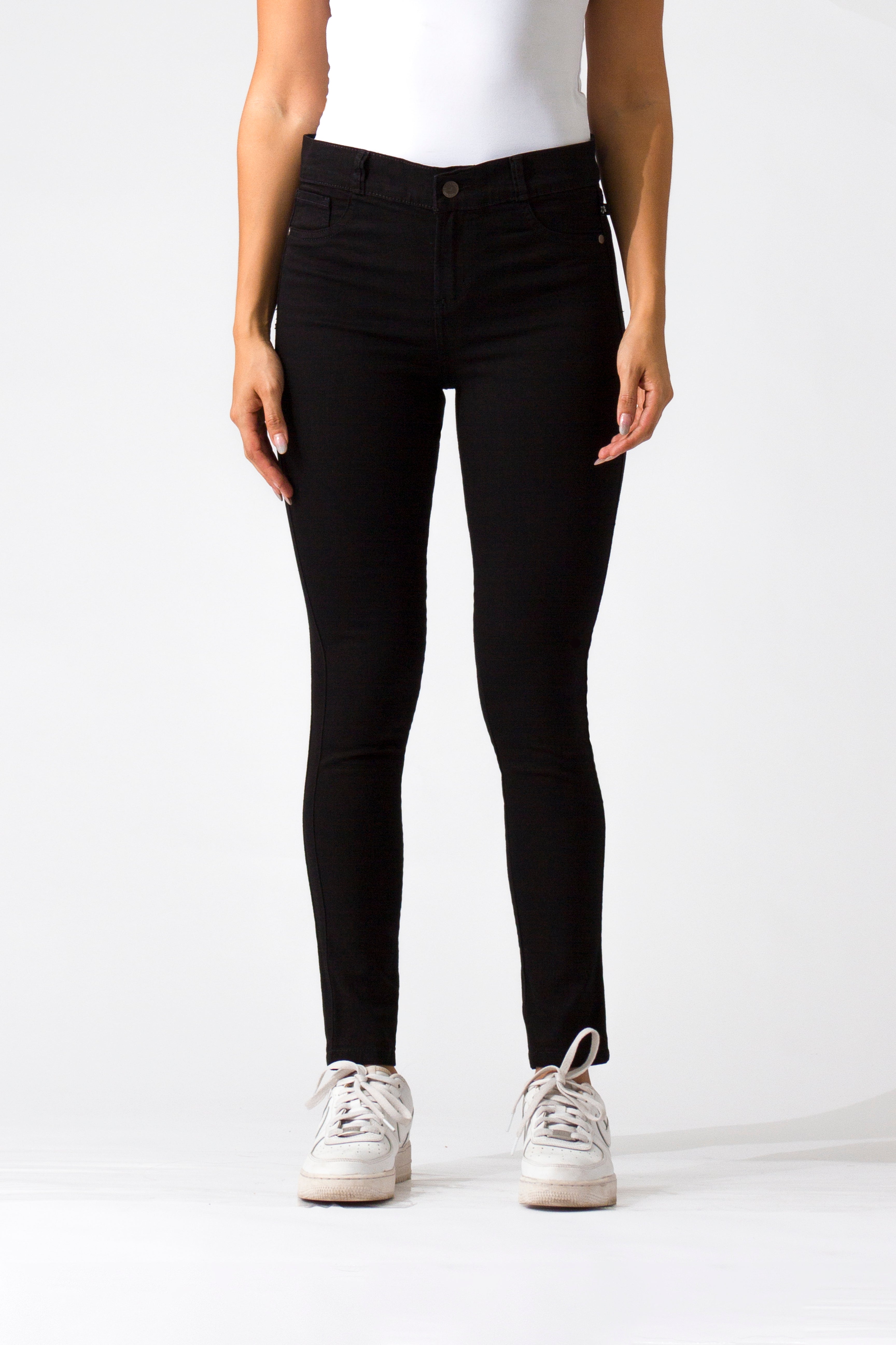 Essentials, Cintura Media Skinny Jeans Negro