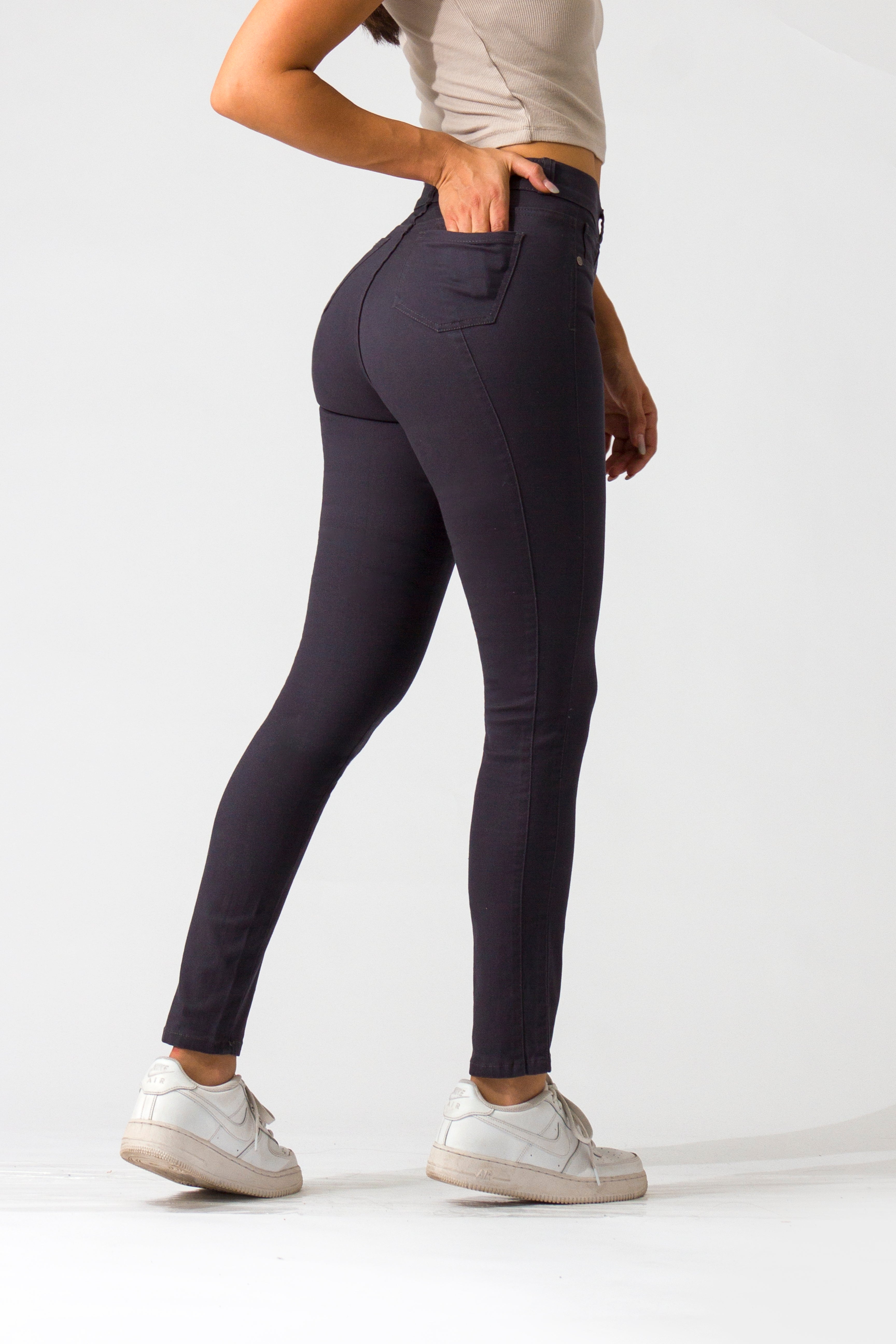 OHPOMP!® Cintura Alta Skinny Gabardina Color Gris OP1575