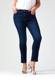 Essentials, Curvy Cintura Alta Straight Jeans Índigo OPE1006