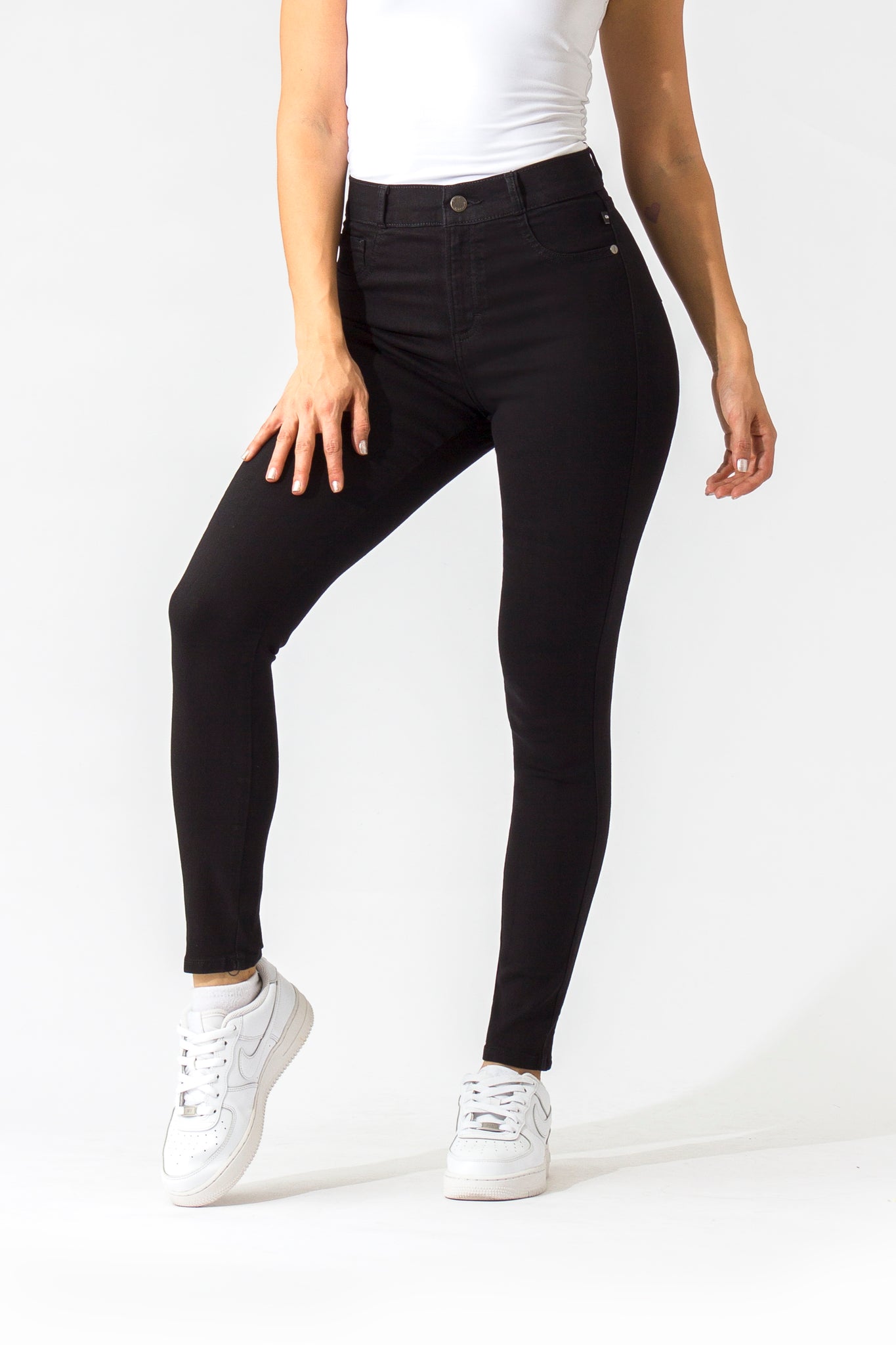 OHPOMP!® Basics, Cintura Alta Skinny Jeans Negro OP1005